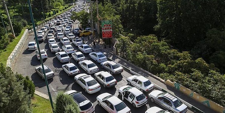 ترافیک نیمه‌سنگین در جاده چالوس/ بارش باران در۶ استان