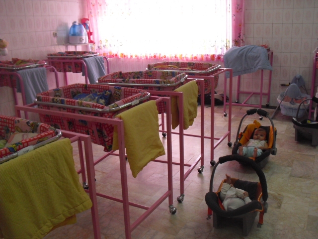 واگذاری کودکان شیرخوارگاه و اشتغال معلولین اولویت بهزیستی